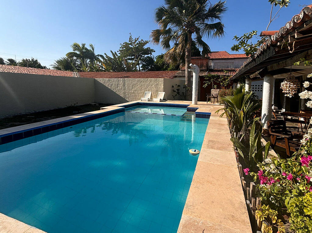 piscina abierta todo el año